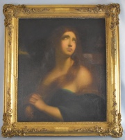 Santa Magdalena, óleo reentelado, marco rajado. 72 x 62 cm.
