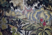 PAISAJE BOSCOSO CON CASTILLO AL FONDO, Tapiz Verdure de Aubusson. Mide 160 x 228 cm.