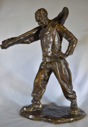 José Cardona 'Labrador', escultura de bronce. Alto: 54 cm.