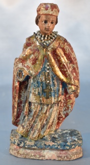 Figura Religiosa 'Santo', de madera policromada, faltantes. Alto: 21.7 cm.