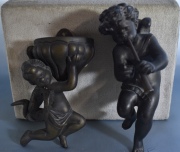 Dos Piezas: Ángel Trompetista y Ángel con fuente, de bronce, faltantes.