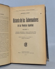 ZINNY, Antonio: HISTORIA DE LOS GOBERNADORES DE LAS PROVINCIAS ARGENTINAS. 1920. Desgastes, tiros polilla. 5 Vol.