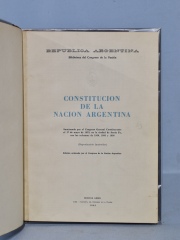 Constitución 1853 Facsimil. Imprenta del Congreso, 1942. (27 x 19 cm.) 1 vol.