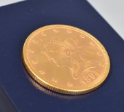 Moneda Norteamericana de oro de 10 dólares. Año 1894. Diámetro: 1,7 cm. Peso: 16,74 gr.