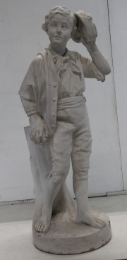 Joven saludando, escultura de piedra reconstituida, pequeños deterioros. Alto: 123 cm.