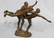 Au But, escultura de bronce por Alfred Boucher. Atletas. Alto: 30 cm. Frente: 40 cm.